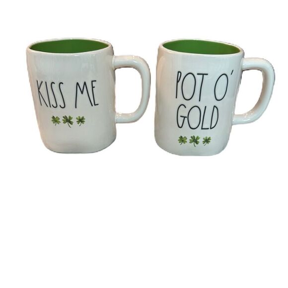 Rae Dunn Kiss Me & Pot O 'Gold Shamrock Mug Set - Picture 6 of 11